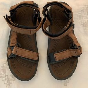 Like New Brown Suede Hurricane Tevas
